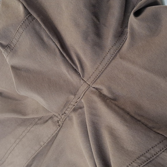 Hiking/ Camping Brown Cargo Pants Size 30 - Picture 12 of 14